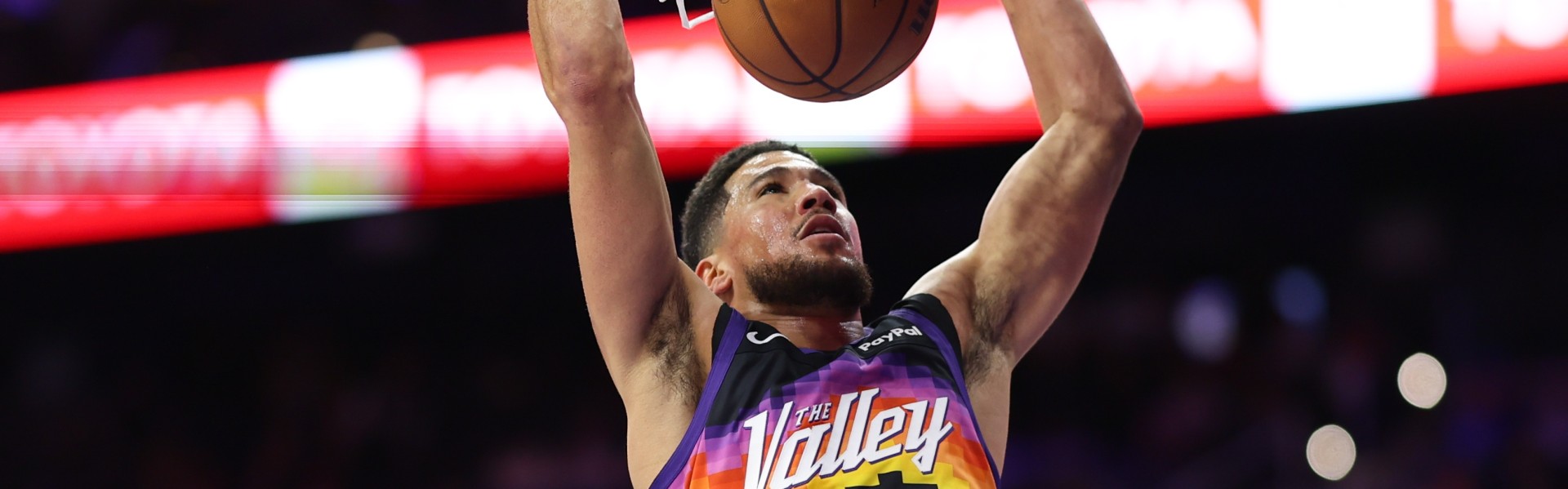 世界杯手机高清观看软件-奥特：布克的恢复形势向好 杰伦·格林的问题出在那次重摔在地